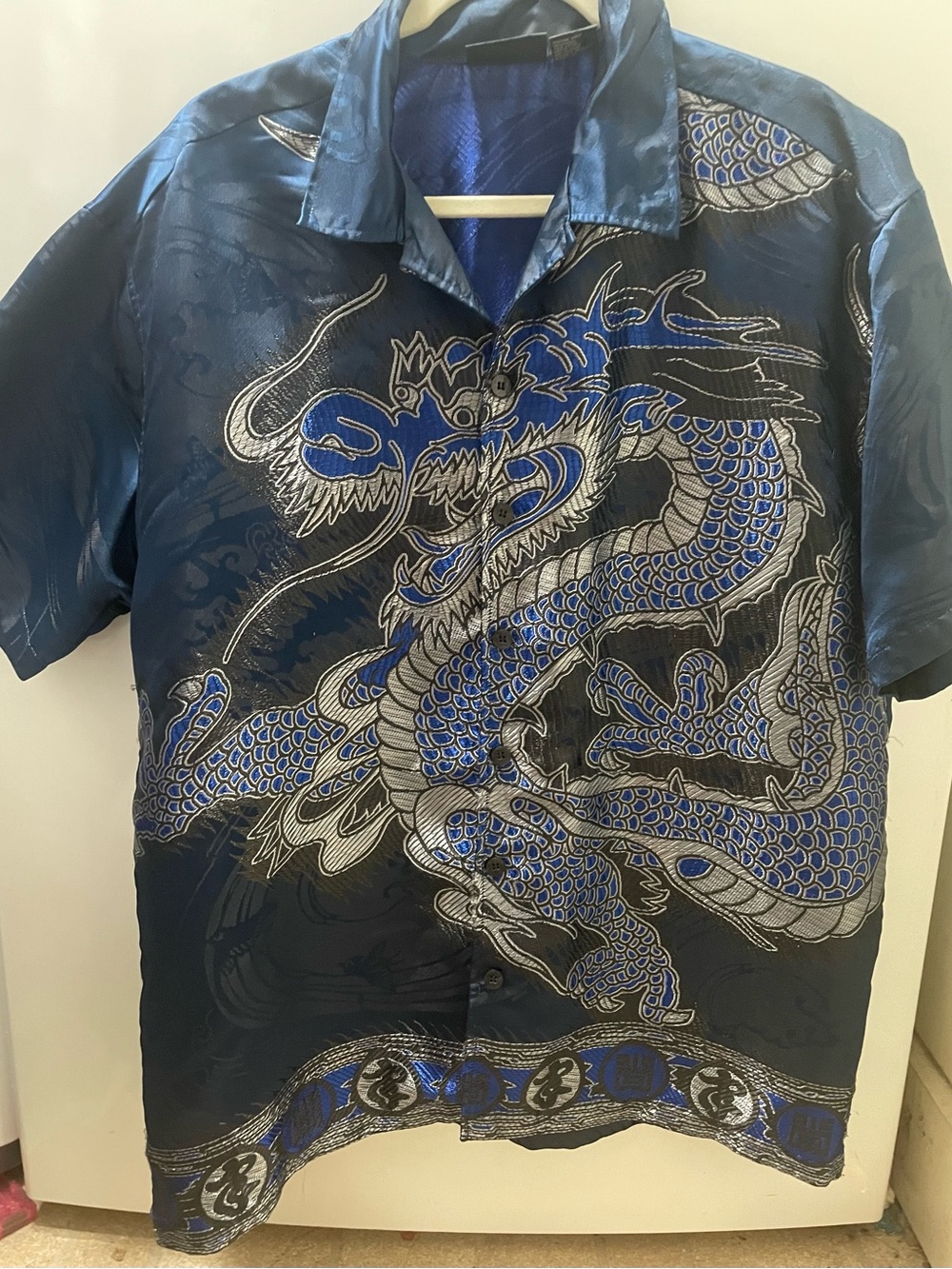 ODO Mens Black Blue Dragons Short Sleeve Graphic Button Up Shirt Size LARGE Y2K